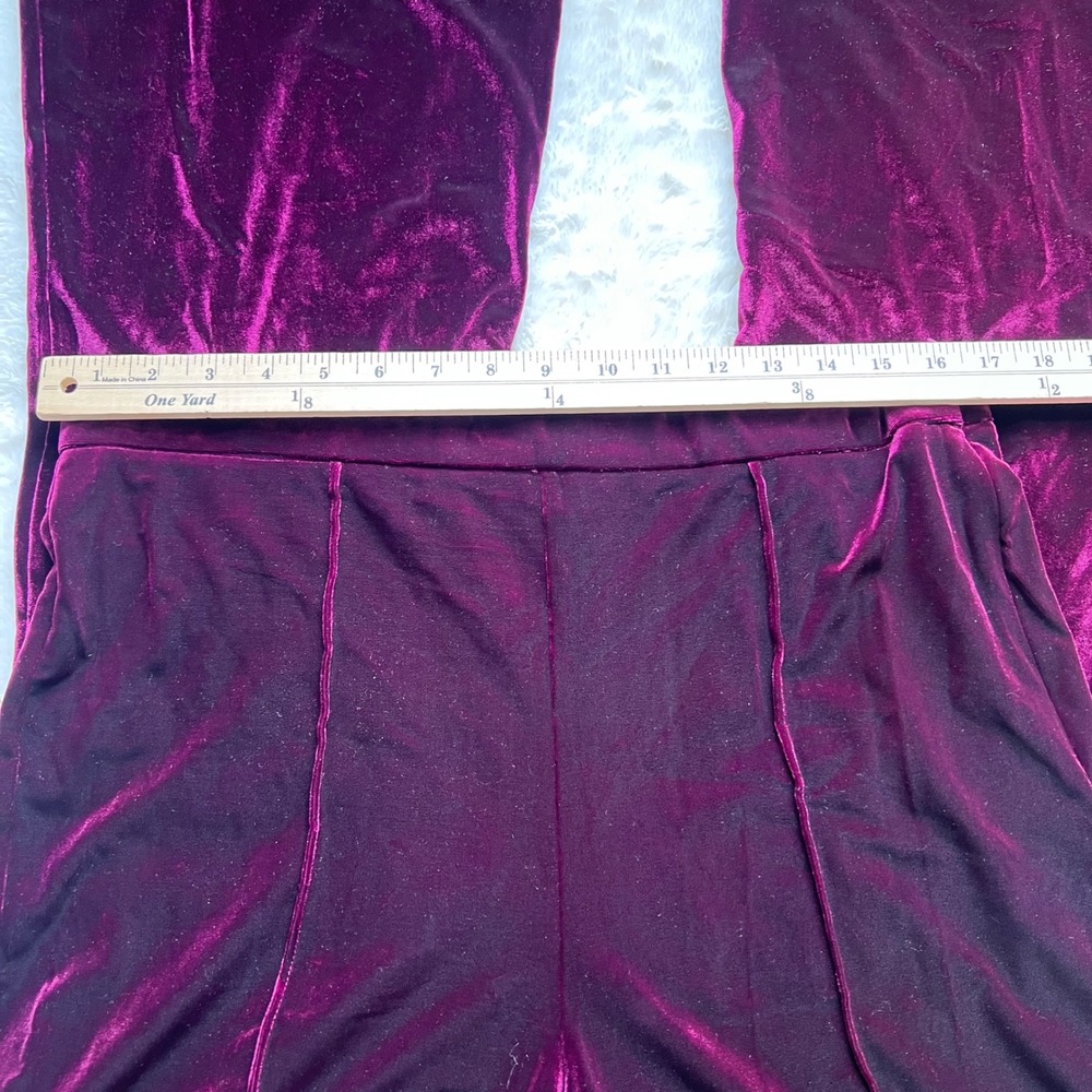 Halara Women's Purple Velvet Flare Pants High Rise Size XL New With Tags - Picture 6 of 13